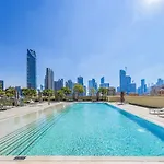 Primestay - Burj Royale 3Br Plus Maids