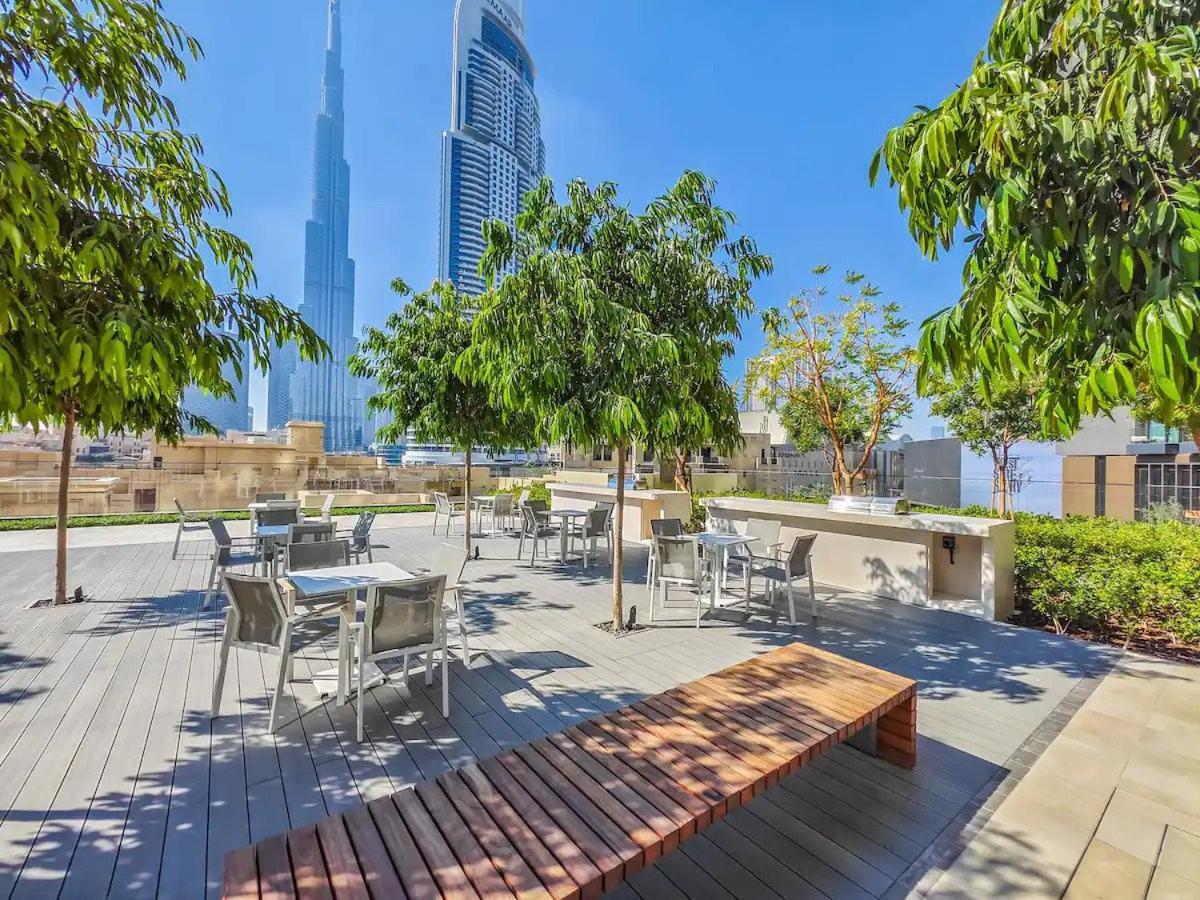 Primestay - Burj Royale 3br Maids Apartment